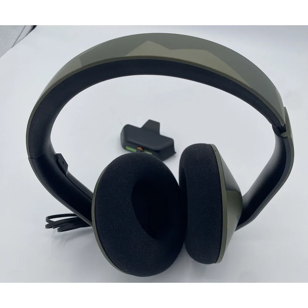 Microsoft Xbox One Wired Stereo Headset (1610) & Adapter (1626)